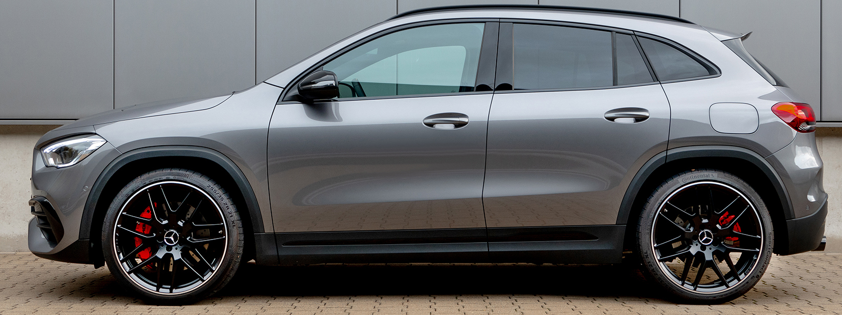 Lowering springs for Mercedes Benz GLA AMG